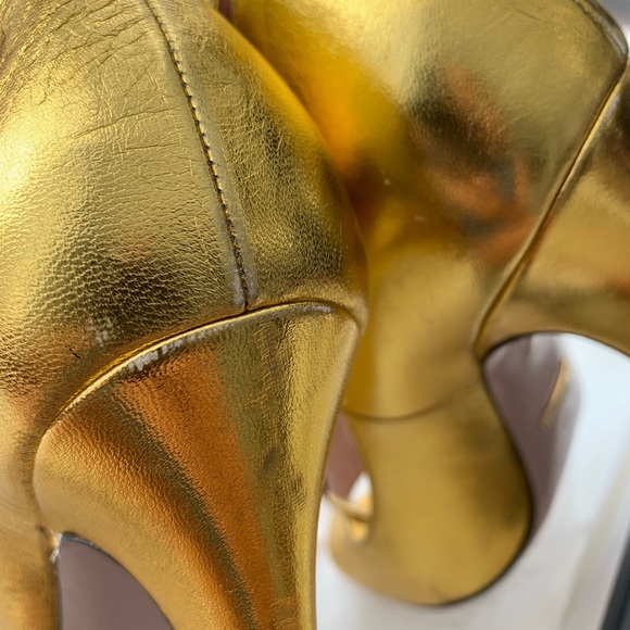 Gucci Molina Lips Pumps - Picture 5 of 8